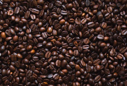 混合咖啡对相关产业链条和经济增长的影响和作用如何界定和评估？